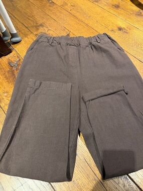 Women’s elastic waist pants